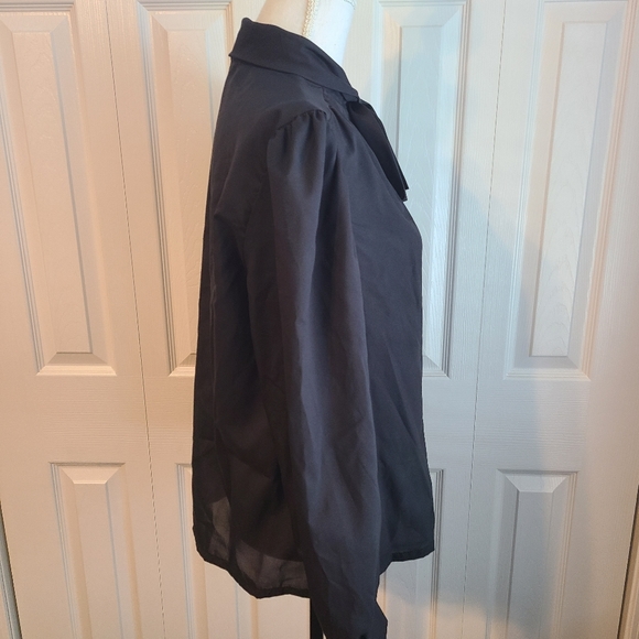 VTG NWT JCP Alicia Black Polyester Faux Bow Semi Sheer Hidden Button Blouse - Picture 5 of 13